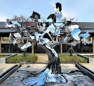 YL Stainless Sculpture